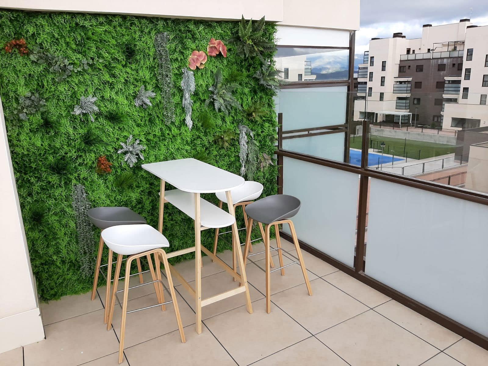 jardin vertical en colmenar de la oreja